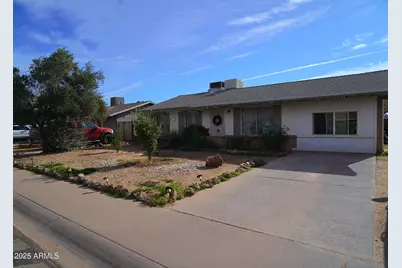 8933 W Roma Avenue, Phoenix, AZ 85037 - Photo 2