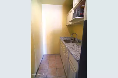 8933 W Roma Avenue, Phoenix, AZ 85037 - Photo 14