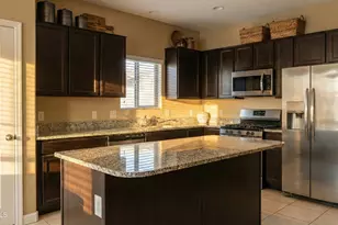 41309 W Crane Dr, Maricopa, AZ 85138 - Photo 2