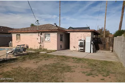 4421 E Glenrosa Avenue, Phoenix, AZ 85018 - Photo 12