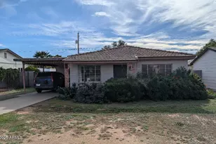 4421 E Glenrosa Ave, Phoenix, AZ 85018 - Photo 1