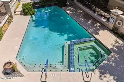 7557 N Dreamy Draw Drive #240, Phoenix, AZ 85020 - Photo 6