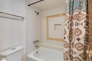 7557 N Dreamy Draw Dr, Phoenix, AZ 85020 - Photo 46