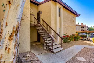 7557 N Dreamy Draw Dr, Phoenix, AZ 85020 - Photo 28