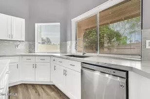 205 E Stacey Ln, Tempe, AZ 85284 - Photo 14