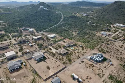 3120 W Hidden Valley Road, Phoenix, AZ 85086 - Photo 12