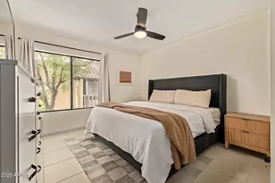 8649 E Royal Palm Rd, Scottsdale, AZ 85258 - Photo 10