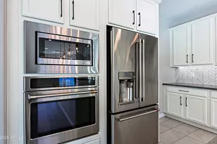 7453 W Maya Way, Peoria, AZ 85383 - Photo 10