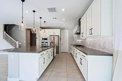 7453 W Maya Way, Peoria, AZ 85383 - Photo 14