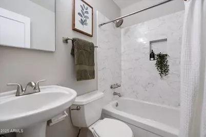 1450 E Bethany Home Road #8, Phoenix, AZ 85014 - Photo 18