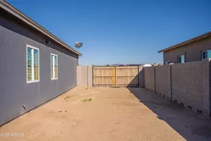 21605 W Laura St, Wittmann, AZ 85361 - Photo 10