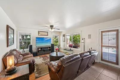 8362 W Michelle Drive, Peoria, AZ 85382 - Photo 4