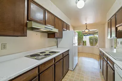 7706 E Chaparral Road, Scottsdale, AZ 85250 - Photo 10