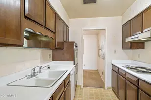 7706 E Chaparral Rd, Scottsdale, AZ 85250 - Photo 8