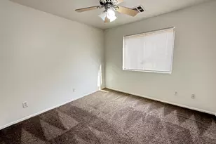 2538 W Maldonado Rd, Phoenix, AZ 85041 - Photo 20