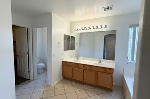 2538 W Maldonado Rd, Phoenix, AZ 85041 - Photo 14