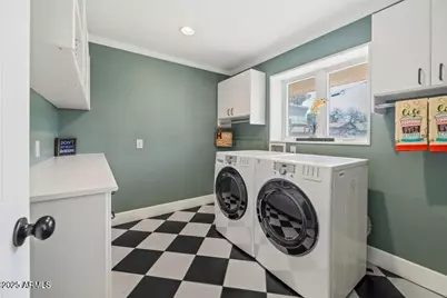 325 E Aepli Drive, Tempe, AZ 85282 - Photo 14