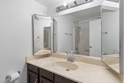 4107 W Barbara Avenue, Phoenix, AZ 85051 - Photo 24