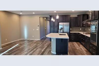 32273 N 127th Lane, Peoria, AZ 85383 - Photo 4