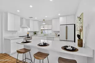 1426 S Grandview Dr, Tempe, AZ 85281 - Photo 2