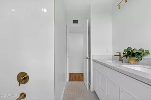 1426 S Grandview Dr, Tempe, AZ 85281 - Photo 14