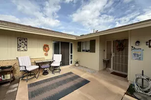 10208 W Kingswood Cir, Sun City, AZ 85351 - Photo 8