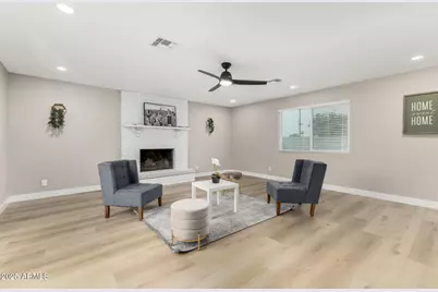 2011 N 51st Drive, Phoenix, AZ 85035 - Photo 8