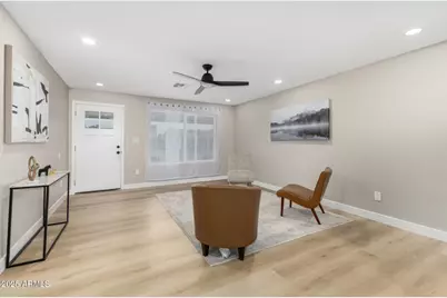 2011 N 51st Drive, Phoenix, AZ 85035 - Photo 6