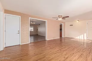 11811 N Desert Hills Dr W, Sun City, AZ 85351 - Photo 14