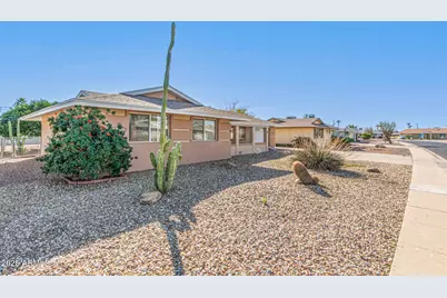 11811 N Desert Hills Drive W, Sun City, AZ 85351 - Photo 2