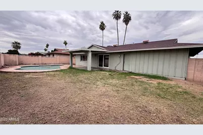 4031 W Denton Lane, Phoenix, AZ 85019 - Photo 16
