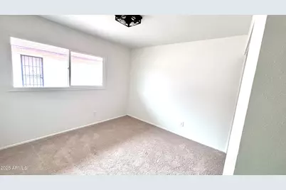 4031 W Denton Lane, Phoenix, AZ 85019 - Photo 22