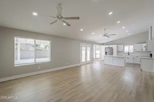 6443 E Sandra Terrace, Scottsdale, AZ 85254 - Photo 8