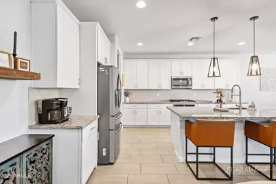 18244 W College Drive, Goodyear, AZ 85395 - Photo 12