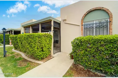 8141 N Central Avenue #9, Phoenix, AZ 85020 - Photo 1