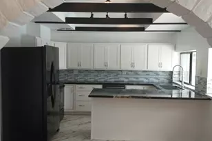 13802 N 17th Ave, Phoenix, AZ 85023 - Photo 8