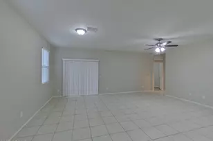 16971 N Quinto St, Maricopa, AZ 85138 - Photo 2