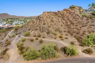 9935 N 16th Pl E, Phoenix, AZ 85020 - Photo 1