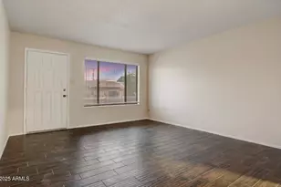 124 E Cairo Dr, Tempe, AZ 85282 - Photo 18