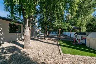 5819 E Ludlow Dr, Scottsdale, AZ 85254 - Photo 36