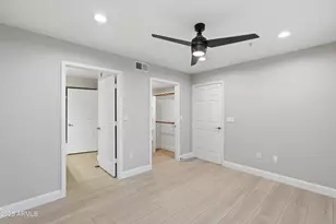 9990 N Scottsdale Rd, Paradise Valley, AZ 85253 - Photo 20