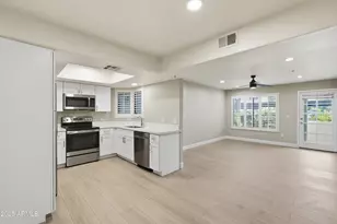 9990 N Scottsdale Rd, Paradise Valley, AZ 85253 - Photo 6