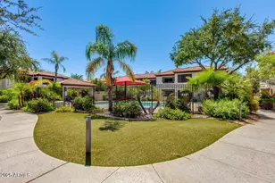 9990 N Scottsdale Rd, Paradise Valley, AZ 85253 - Photo 32