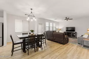 3726 E Kristal Way, Phoenix, AZ 85050 - Photo 4