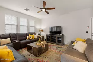 3726 E Kristal Way, Phoenix, AZ 85050 - Photo 8