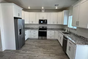 2814 E Roeser Rd, Phoenix, AZ 85040 - Photo 4