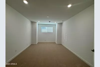 27375 N 69th Drive, Peoria, AZ 85383 - Photo 10