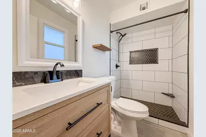 1917 W Topeka Drive, Phoenix, AZ 85027 - Photo 24