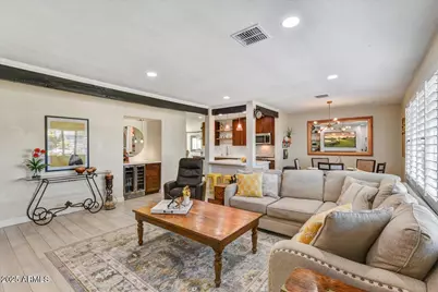 6637 E Oak Street, Scottsdale, AZ 85257 - Photo 2