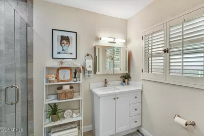 6637 E Oak Street, Scottsdale, AZ 85257 - Photo 8